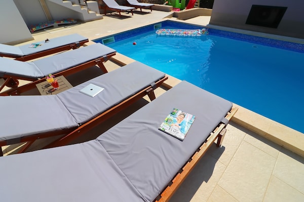 Foto van Villa Lavanda Korčula - Five Bedroom Villa with Pool and Sea View - Pool