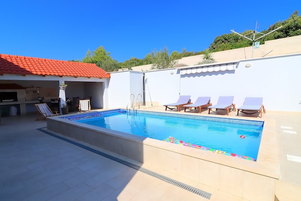 Foto van Villa Lavanda Korčula - Five Bedroom Villa with Pool and Sea View - Pool