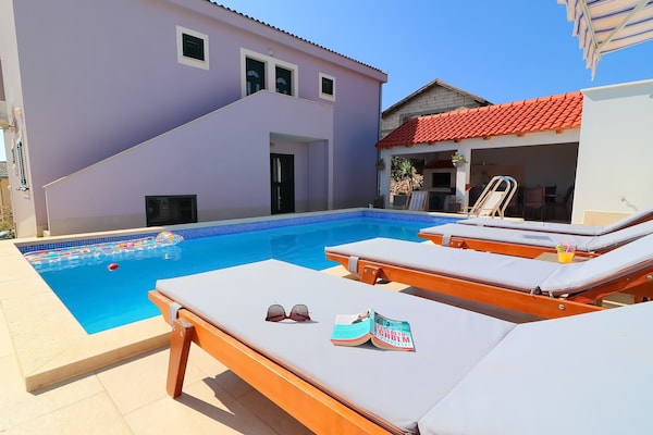 Foto van Villa Lavanda Korčula - Five Bedroom Villa with Pool and Sea View - Pool