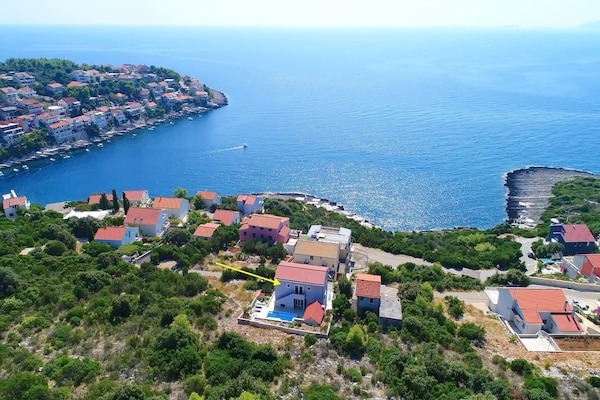 Foto van Villa Lavanda Korčula - Five Bedroom Villa with Pool and Sea View - View