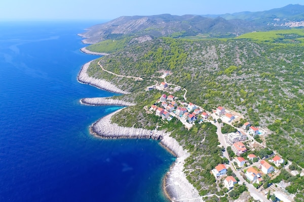 Foto van Villa Lavanda Korčula - Five Bedroom Villa with Pool and Sea View - View