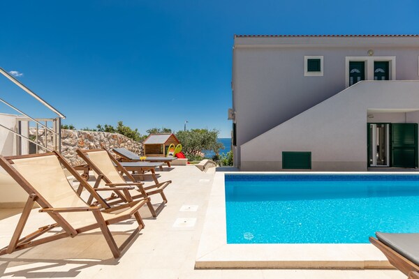 Foto van Villa Lavanda Korčula - Five Bedroom Villa with Pool and Sea View - Pool