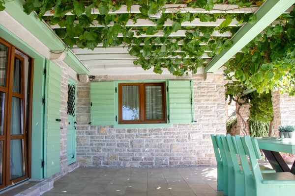 Foto van Authentic Dalmatian Treasure Homes - House Azur - Vakantiehuis in Orebic - Outdoor