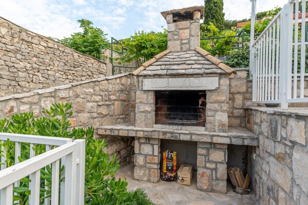 Foto van Holiday Home Lea - Three Bedroom Holiday Home with Terrace and Sea View - Facilities