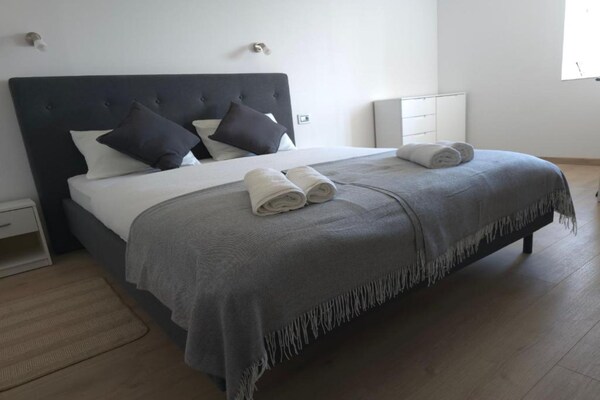 Foto van Rooms Burnum - Double Room 3 - Vakantiehuis in Vrbnik-Knin - BedRoom