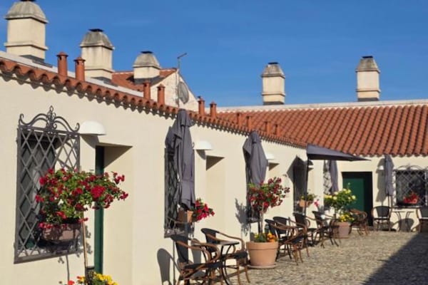 Foto van Historic Han Hideaway Double Room 2 - Vakantiehuis in Pakoštane - Outdoor