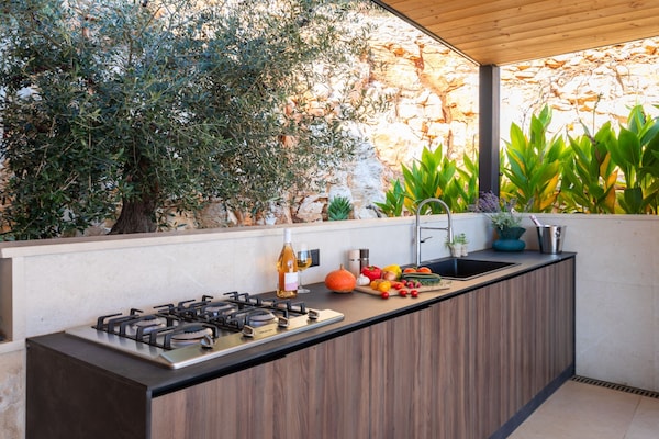Foto van Breathtaking Villa Vis Five Bedroom Villa with the Pool - Kitchen