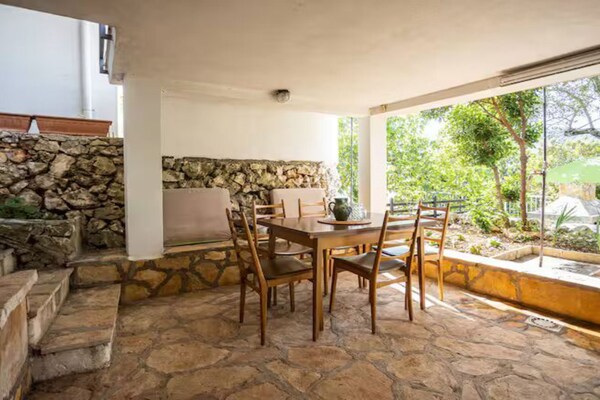 Foto van Blue Magic Apartment - Two Bedroom Apartment with Sea View and Terrace - DiningRoom