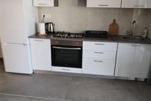 Foto van Classic One Bedroom Apartment with Terrace - Vakantiehuis in Povljana - Kitchen