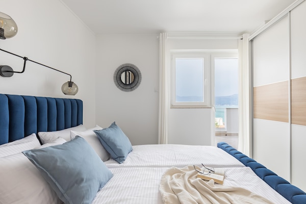 Foto van Modern appartement met zwembad en terras - Vakantiehuis in Slatine - BedRoom