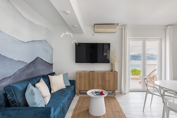 Foto van Modern appartement met zwembad en terras - Vakantiehuis in Slatine - LivingRoom