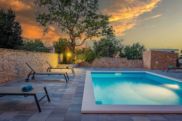 Foto van 4 gasten appartement in Medulin - Vakantiehuis in Ližnjan - PoolOfHouse