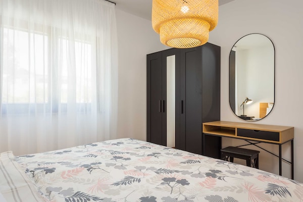 Foto van 4 gasten appartement in Medulin - Vakantiehuis in Ližnjan - BedRoom