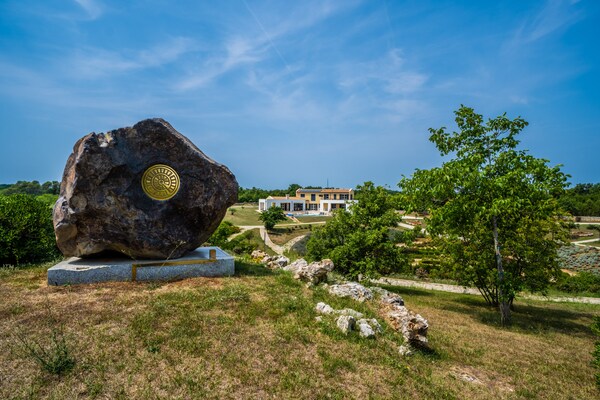 Foto van Villa in Filipana met verwarmd zwembad - Vakantiehuis in Filipana - GardenSummer