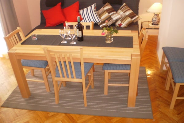 Foto van Licul Moderne retraite - Vakantiehuis in Nova Vas (POREC) - DiningRoom