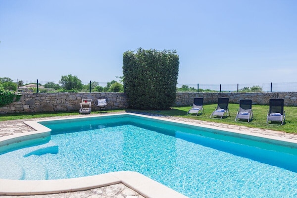 Foto van Casa Orah met zwembad - Comfortabele vakantiewoning - Untagged