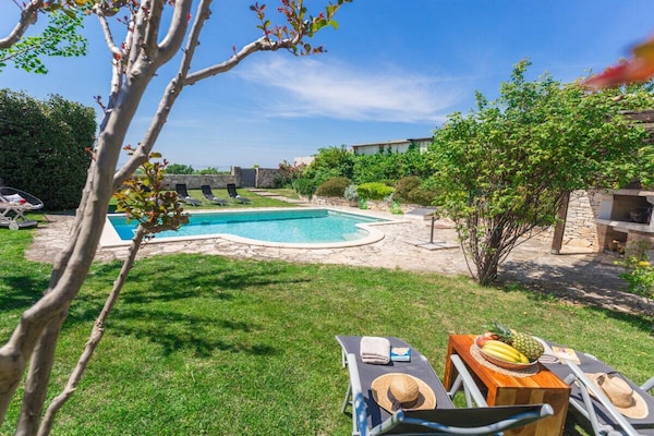 Foto van Casa Orah met zwembad - Comfortabele vakantiewoning - Untagged