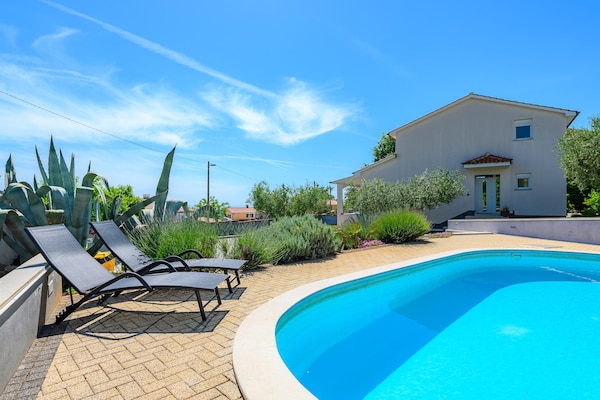 Foto van Gezellige villa met uitzicht - Vakantiehuis in Rojci - PoolOfHouse