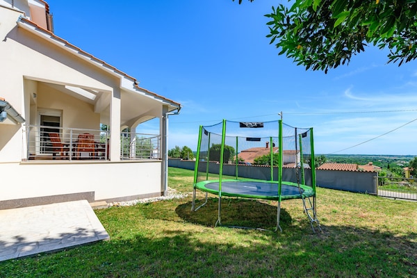 Foto van Gezellige villa met uitzicht - Vakantiehuis in Rojci - Facilities