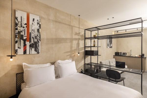 Foto van Brut Seafront Hotel By Sunday - Deluxe familiekamer voor 4 personen - BedRoom