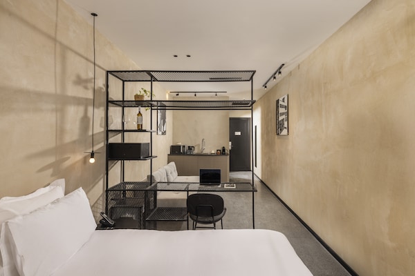 Foto van Brut Seafront Hotel By Sunday - Deluxe familiekamer voor 4 personen - BedRoom