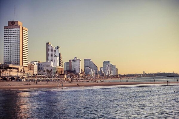Foto van Brut Seafront Hotel By Sunday - Deluxe familiekamer voor 4 personen - AreaSummer5KM
