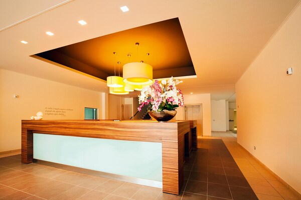 Foto van Residence Riviera Palace, Loano - Vakantiehuis in Loano - HallReception