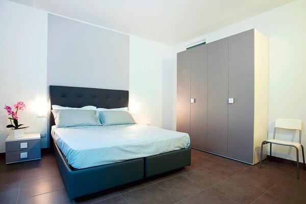 Foto van Residence Riviera Palace, Loano - Vakantiehuis in Loano - BedRoom