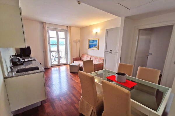 Foto van Residence Antico Verbano, Meina - Vakantiehuis in Meina - DiningRoom