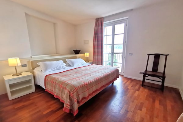 Foto van Residence Antico Verbano, Meina - Vakantiehuis in Meina - BedRoom