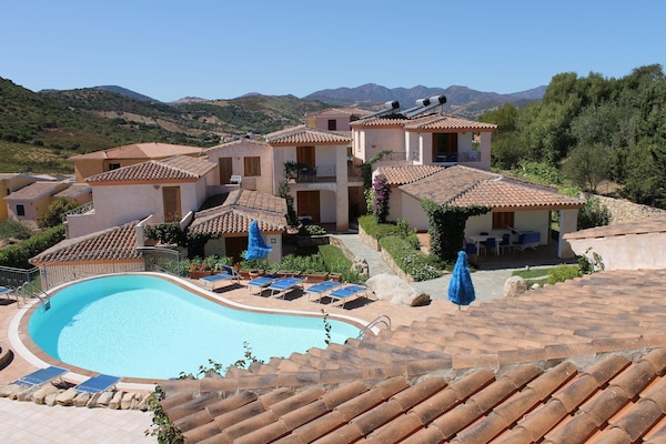 Foto van Residentie Bouganvillage Tanaunella in Budoni - Vakantiehuis in Tanaunella - Budoni (SS) - Pool