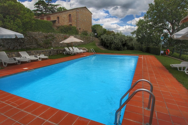 Foto van Vakantiehuis in Pergine Valdarno met Zwembad - Vakantiehuis in Pergine Valdarno - PoolOfHouse