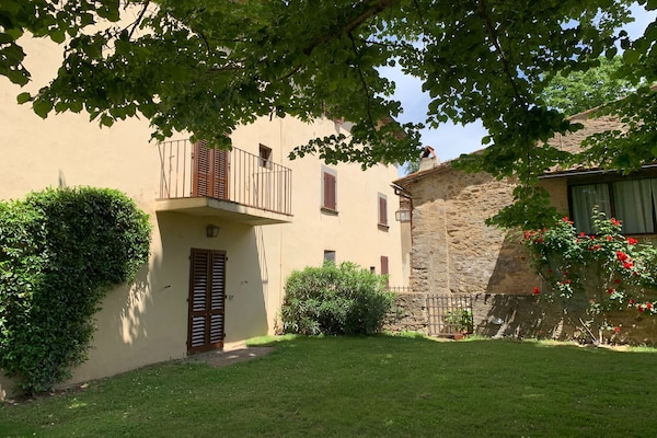 Foto van Vakantiehuis in Pergine Valdarno met Zwembad - Vakantiehuis in Pergine Valdarno - GardenSummer