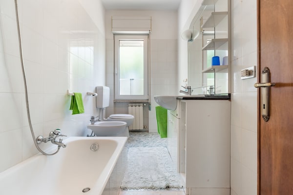 Foto van Appartement in San Salvo met barbecue in de tuin - Vakantiehuis in San Salvo - BathRoom