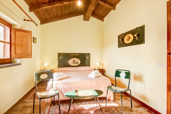 Foto van Rustieke, serene boerderij - Vakantiehuis in Monte Santa Maria Tiberina - BedRoom