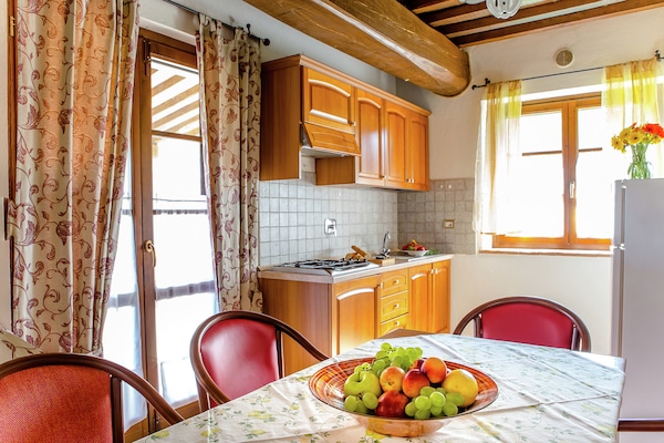 Foto van Romantisch appartement in Umbrië met centrale ligging - Kitchen