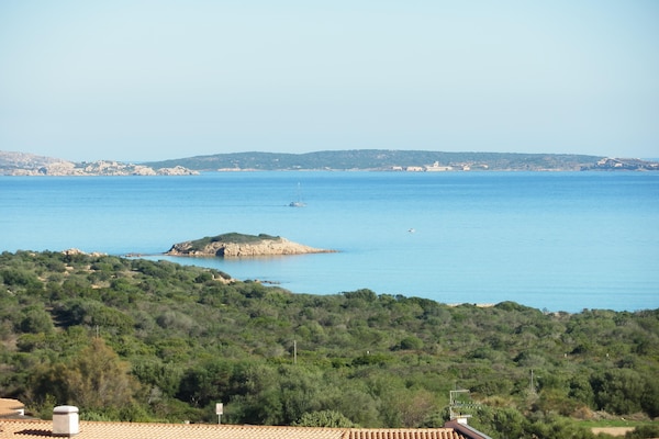 Foto van Appartement op slechts 300 meter van het strand - Vakantiehuis in Tanca Manna - ViewSummer