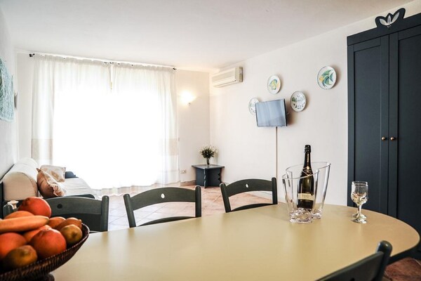 Foto van Appartement in Porto Rotondo, buitenzwembad - Vakantiehuis in Porto Rotondo (SS) - DiningRoom