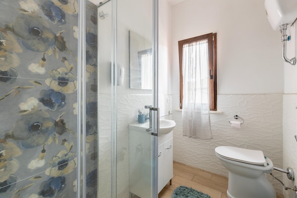Foto van Appartamento con aria condizionata - Vakantiehuis in Sassari - BathRoom