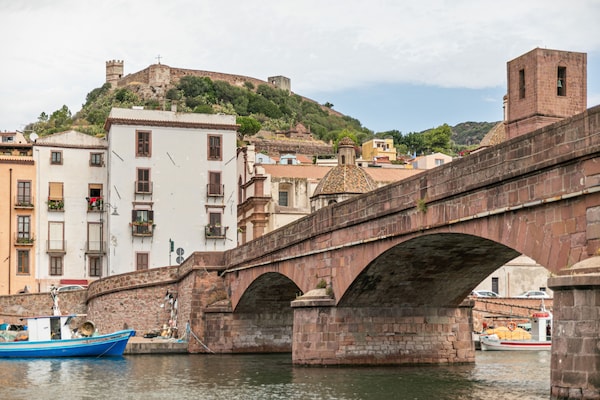 Foto van Ontspannend Bosa-verblijf met veranda - Vakantiehuis in Bosa - AreaSummer1KM