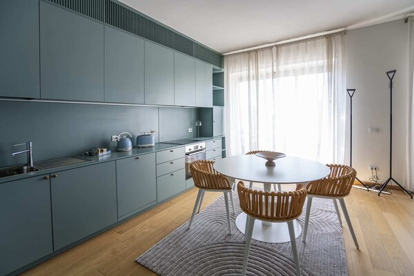 Foto van Apt met uitzicht de skyline in het hart van Milaan - Kitchen