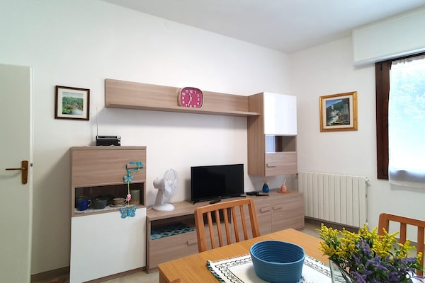 Foto van Charmant appartement vlakbij het Lago Maggiore - Vakantiehuis in Luino - DiningRoom