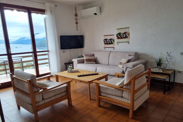 Foto van Appartement Panorama met zwembad - Vakantiehuis in Maccagno - Untagged