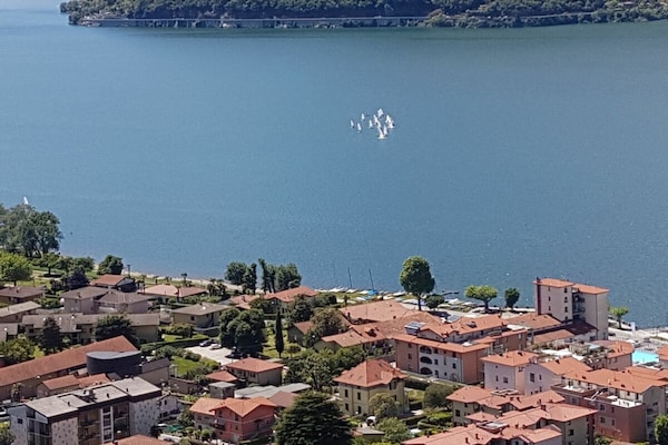 Foto van Appartement Panorama met zwembad - Vakantiehuis in Maccagno - Untagged