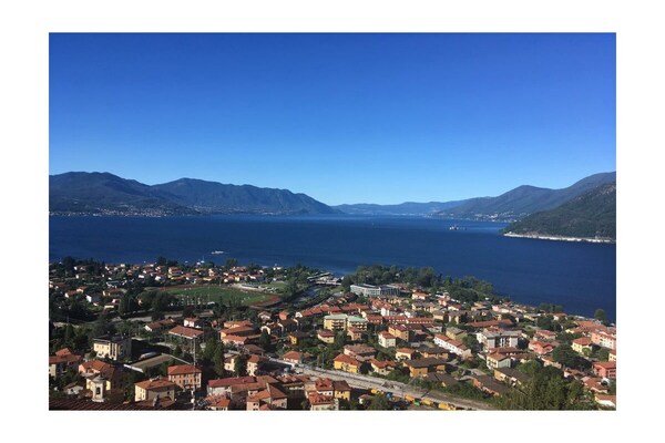 Foto van Appartement Panorama met zwembad - Vakantiehuis in Maccagno - Untagged