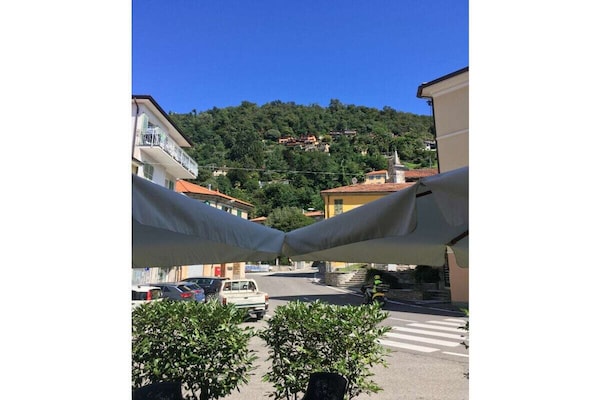 Foto van Appartement Panorama met zwembad - Vakantiehuis in Maccagno - Untagged
