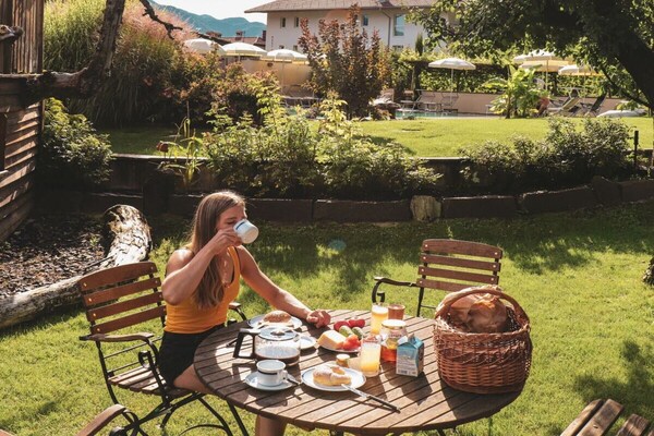 Foto van Roze Dame App. met balkon - Vakantiehuis in Nals - Untagged