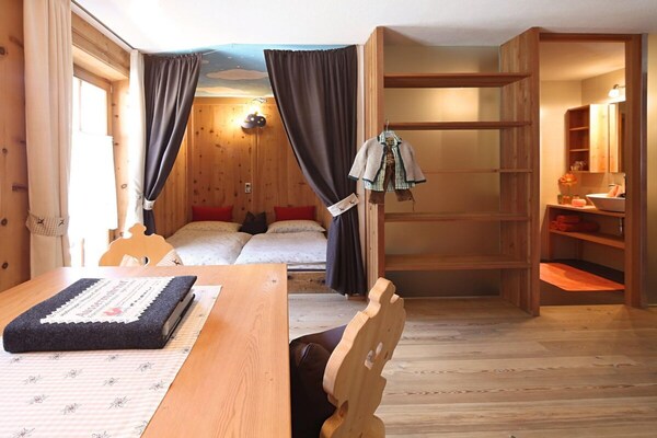 Foto van Berg op de boerderij - Vakantiehuis in Gsies - DiningRoom