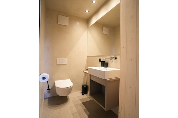 Foto van Boerderijloft Zonneschijn - Vakantiehuis in Valle di Casies - BathRoom