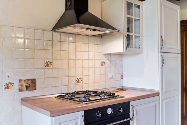 Foto van Vakantiehuis Ca' De' Grimaldi met tuin - Vakantiehuis in Castellarano - Kitchen